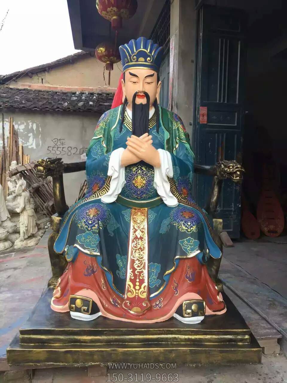 寺廟神佛銅雕彩繪城隍爺?shù)袼?>
                                <h2>寺廟神佛銅雕彩繪城隍爺?shù)袼?參數(shù)說明</h2>
                                                                        <table>
                                      <tr>
                                        <th>產(chǎn)品標(biāo)題</th>
                                        <td>寺廟神佛銅雕彩繪城隍爺?shù)袼?/td>
                                      </tr>
                                      <tr>
                                        <th>發(fā)布時(shí)間</th>
                                        <td>2023-06-07 10:30</td>
                                      </tr>
                                      <tr>
                                        <th>價(jià)格</th>
                                        <td><span>電話咨詢</td>
                                      </tr>
                                                                              <tr>
                                          <th>制作材質(zhì)</th>
                                          <td>銅雕</td>
                                        </tr>
                                                                              <tr>
                                          <th>其他</th>
                                          <td>彩繪</td>
                                        </tr>
                                                                          </table>
                                <h2>寺廟神佛銅雕彩繪城隍爺?shù)袼?詳細(xì)說明</h2>
                                <p>玉海雕塑是一家綜合性的雕塑公司，擁有多款寺廟神佛銅雕彩繪城隍爺?shù)袼苣Ｐ停杉庸ざㄖ贫喾N寺廟神佛銅雕彩繪城隍爺?shù)袼埽С植馁|(zhì)、樣式、風(fēng)格、尺寸大小等方面的調(diào)整修改定制。我們所加工制作的寺廟神佛銅雕彩繪城隍爺?shù)袼苜|(zhì)優(yōu)價(jià)廉，遍布全國多個(gè)省市地區(qū)，想要了解更多案例圖片，請電話或微信咨詢。材質(zhì)、大小、樣式等都可以按需定制，還可根據(jù)您提供給的寺廟神佛銅雕彩繪城隍爺?shù)袼軜訄D進(jìn)行制作！如有相關(guān)需求，歡迎致電（微信同號）：<span>150-3119-9663</span></p>
                                                                <div   class=
