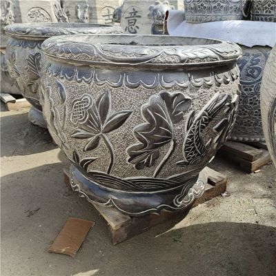 古建庭院蓄水缸，青石水缸