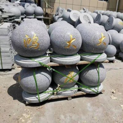 企業(yè)公司門(mén)口擺放花崗巖石球圓擋車石