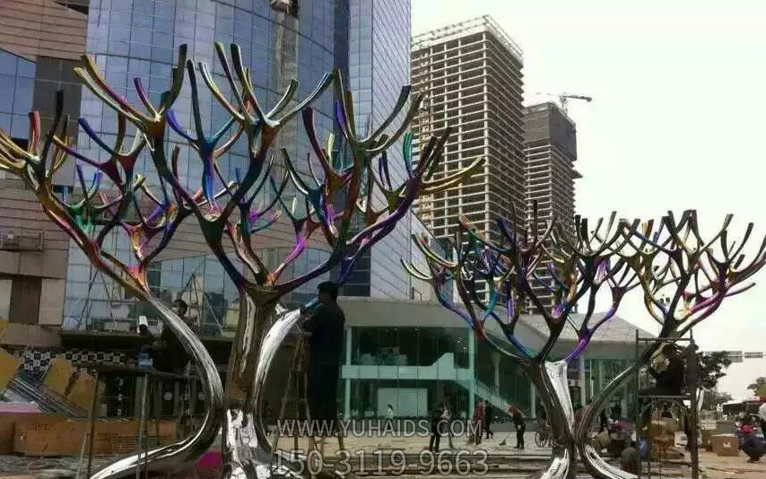 企業銀行草坪擺放不銹鋼樹枝景觀雕塑 企業銀行草坪擺放不銹鋼樹枝景觀雕塑