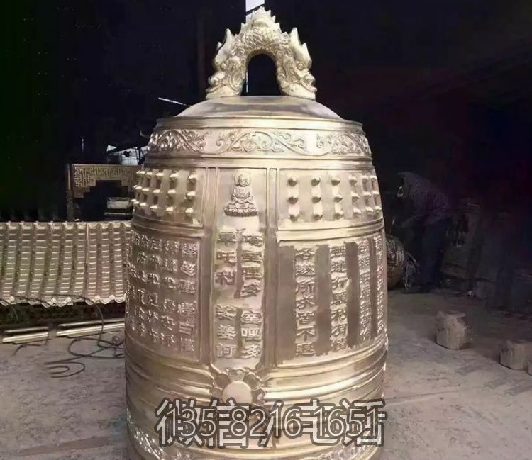 寺廟銅鐘雕塑