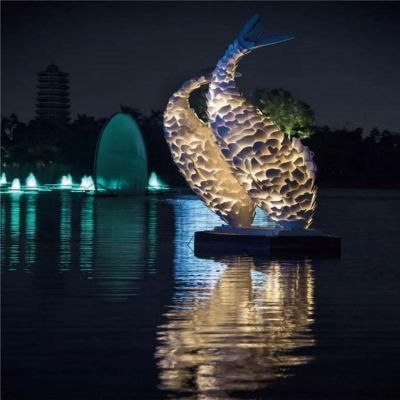 不銹鋼鏤空發光鯉魚景觀雕塑
