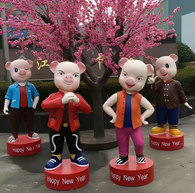戶外園林定制玻璃鋼卡通擬人動(dòng)物十二生肖豬雕塑